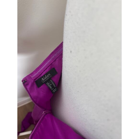 Aidan by Aidan Mattox Fushia Backless Jumpsuit Sz 6 - Picture 4 of 4